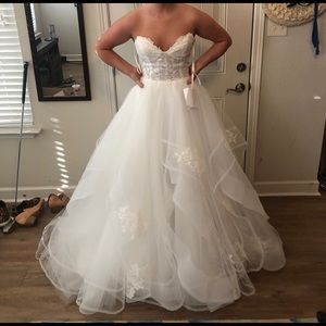 Hayley Paige Chantelle